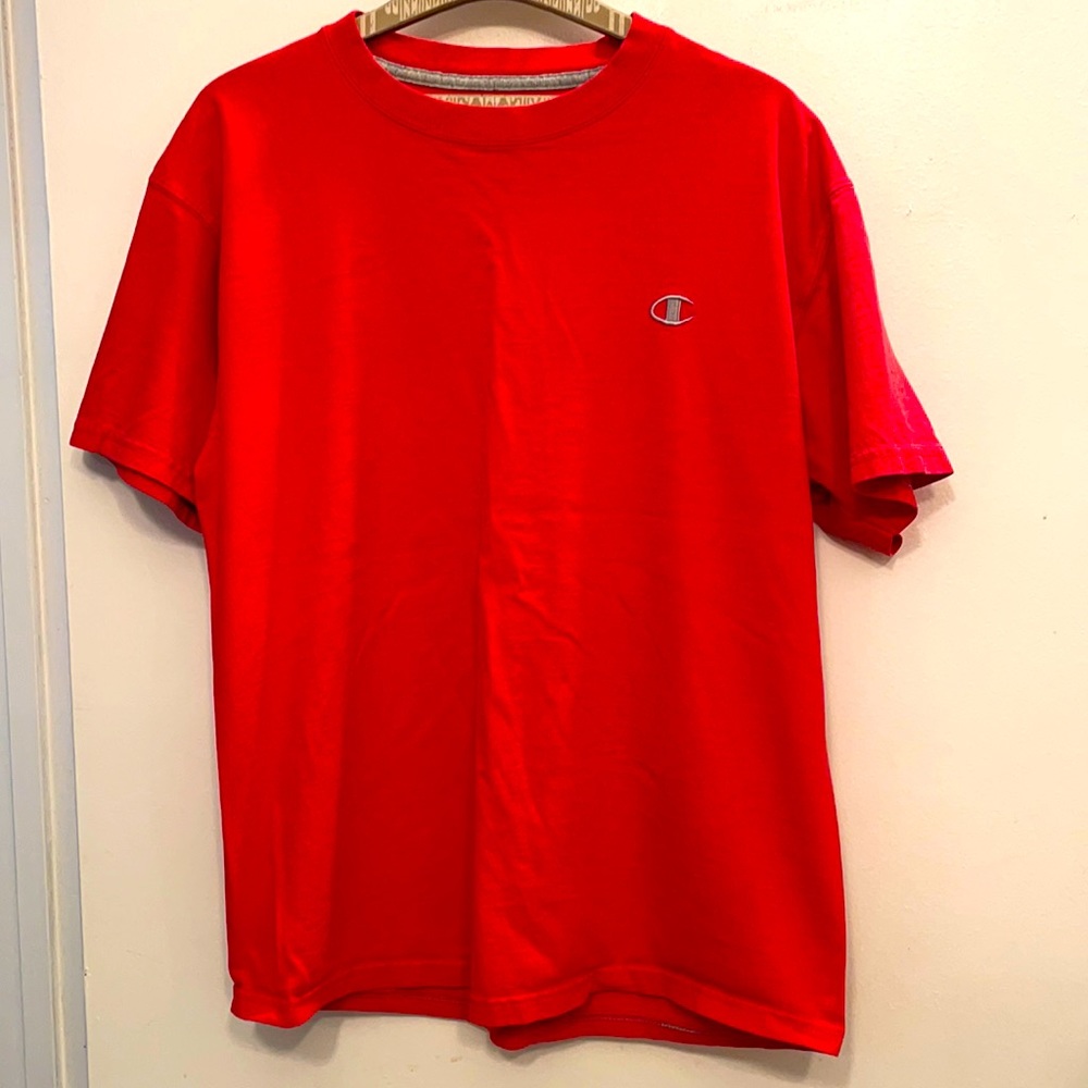 Champion T